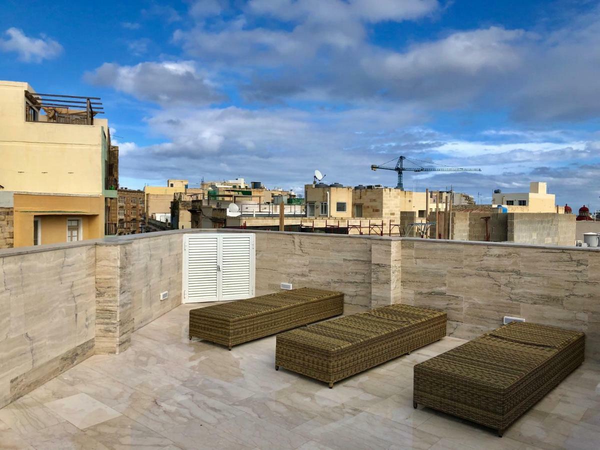 スリーマ Modern Maltese Houseヴィラ エクステリア 写真